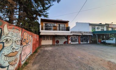 Casa en venta - 1 dormitorio 2 baños - 120mts2 - City Bell, La Plata