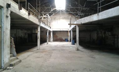 Barbaro Alquila 1000 m2 de Galpón  en San Martin