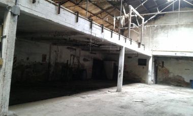 Barbaro Alquila 1000 m2 de Galpón  en San Martin