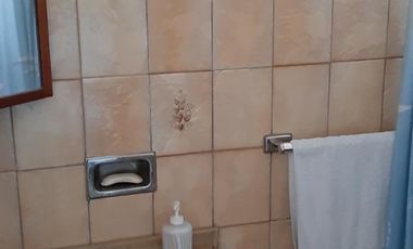 AMPLIO DEPARTAMENTO DE 5 AMBIENTES EN RAMOS MEJIA. CALLE FORMOSA. DOLARES 120.000  SUSANA QUINELLI 1565837048