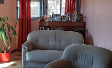 AMPLIO DEPARTAMENTO DE 5 AMBIENTES EN RAMOS MEJIA. CALLE FORMOSA. DOLARES 120.000  SUSANA QUINELLI 1565837048