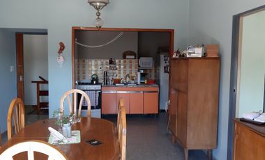 AMPLIO DEPARTAMENTO DE 5 AMBIENTES EN RAMOS MEJIA. CALLE FORMOSA. DOLARES 120.000  SUSANA QUINELLI 1565837048