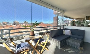Departamento en venta de 3 dorm. en Vitacura