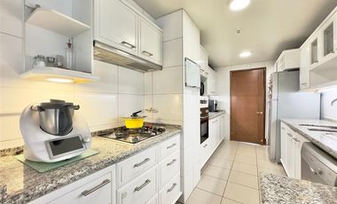 Departamento en venta de 3 dorm. en Vitacura
