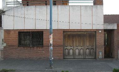 Casa en venta en Lanus Este