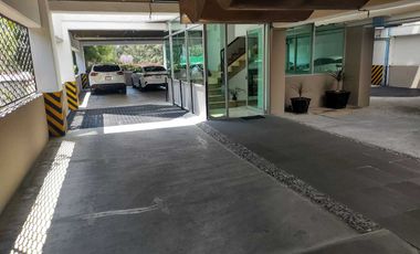 Venta Departamento en Bosques en Lomas del Chamizal, Cdmx. lábaro patrio