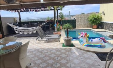 VENTA DE CASA EN VILLA ZAITA