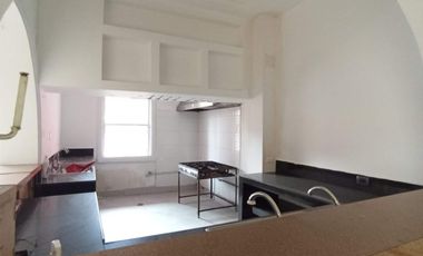 comercial (casa para comercio) en arriendo en granada. Cod A118996