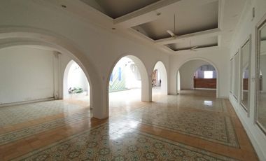 comercial (casa para comercio) en arriendo en granada. Cod A118996