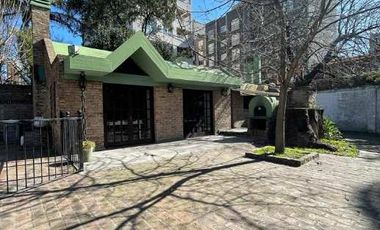 Casa en venta en Moron Centro
