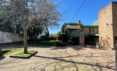 Casa en venta en Moron Centro