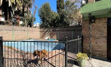 Casa en venta en Moron Centro