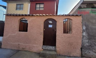 Casa en arriendo de 3 dorm. en Copiapó