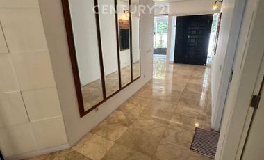 Rumah  Di Sewa Kan Pondok Indah Jakarta Selatan