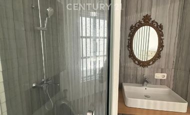 Rumah  Di Sewa Kan Pondok Indah Jakarta Selatan