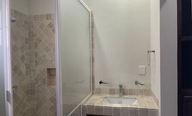 Casa Vista Hermosa, en Privada con acceso controlado