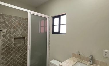 Casa Vista Hermosa, en Privada con acceso controlado
