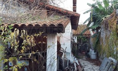 Importante chalet a refaccionar en  microcentro de San Miguel