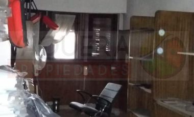 Importante chalet a refaccionar en  microcentro de San Miguel