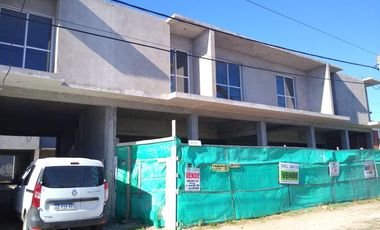 UNIDAD FUNCIONAL A METROS DEL MAR