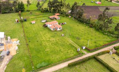 casa en arriendo/venta en guasca. Cod A7606