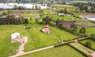 casa en arriendo/venta en guasca. Cod A7606
