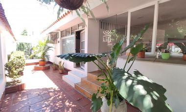 casa en venta en barrio blanco. Cod V25051