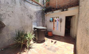 casa en venta en barrio blanco. Cod V25051