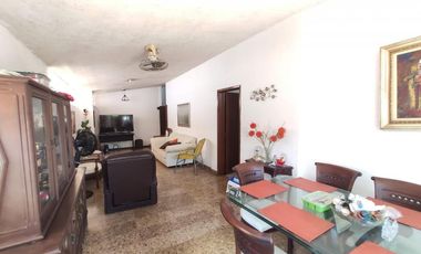 casa en venta en barrio blanco. Cod V25051