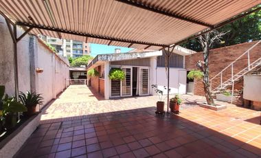 casa en venta en barrio blanco. Cod V25051