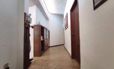 casa en venta en barrio blanco. Cod V25051