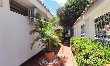 casa en venta en barrio blanco. Cod V25051