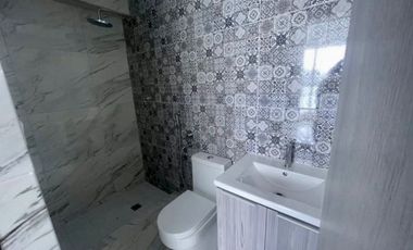 SE ALQUILA APARTAMENTO CON LINEA BLANCA EN AVENIDA BALBOA $900