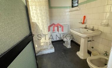 Casa en Arriendo en Avenida Angamos 1311