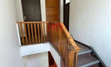 Casa en Arriendo en Avenida Angamos 1311