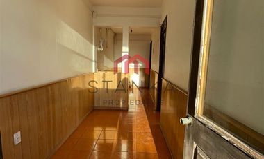 Casa en Arriendo en Avenida Angamos 1311