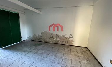 Casa en Arriendo en Avenida Angamos 1311