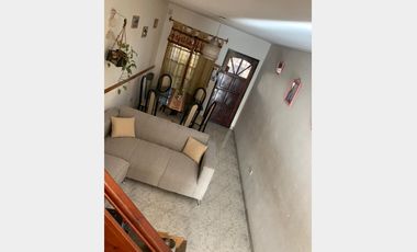 Duplex en Venta Villa Luzuriaga / La Matanza (A108 7246)