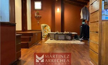 Casa 5 ambientes Colinas de Peralta Ramos con quincho y patio