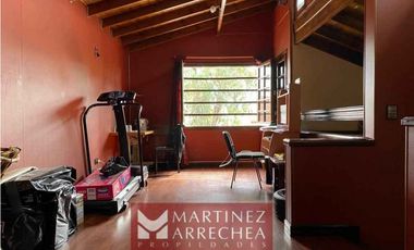 Casa 5 ambientes Colinas de Peralta Ramos con quincho y patio