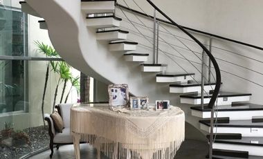 ALQUILER DE CASA DE LUJO EN SAMBORONDON AMOBLADA
