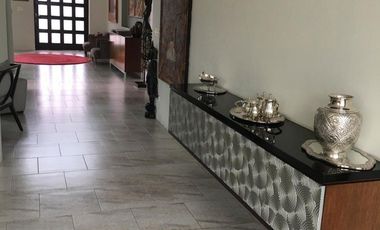 ALQUILER DE CASA DE LUJO EN SAMBORONDON AMOBLADA
