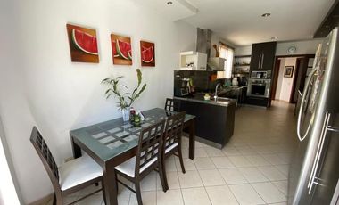 ALQUILER DE CASA DE LUJO EN SAMBORONDON AMOBLADA