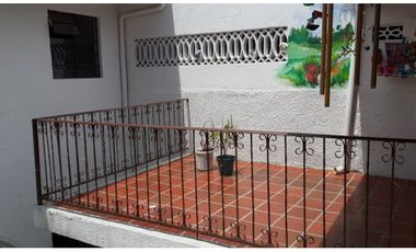 Maat vende Casa en Villeta $950 Millones.