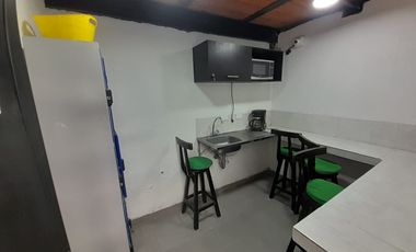 local en arriendo en los alcázares. Cod A123102