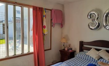 Chalet con departamento en venta