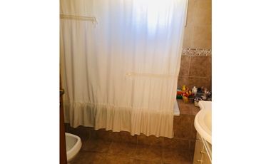 Chalet 4 ambientes en Venta