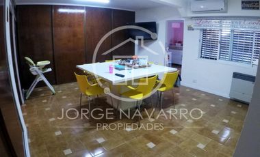 Excelente Casa 4 Ambientes - Dr. Honaine 2900 - Zona Agustiniano