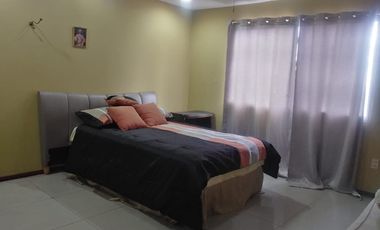 vendo casa Centenario Sur