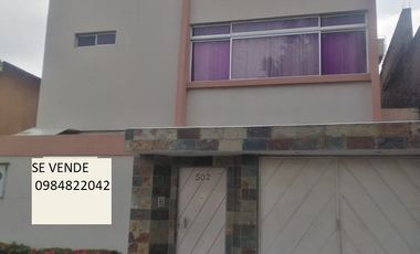 vendo casa Centenario Sur